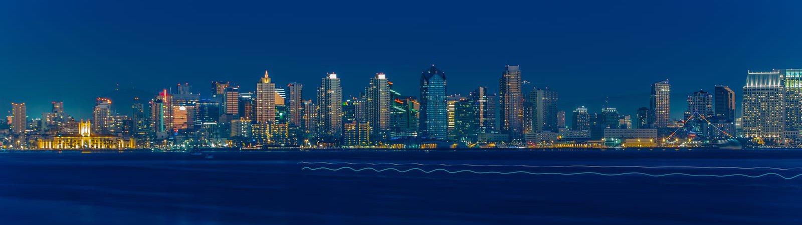 san-diego-skyline-in-early-evening